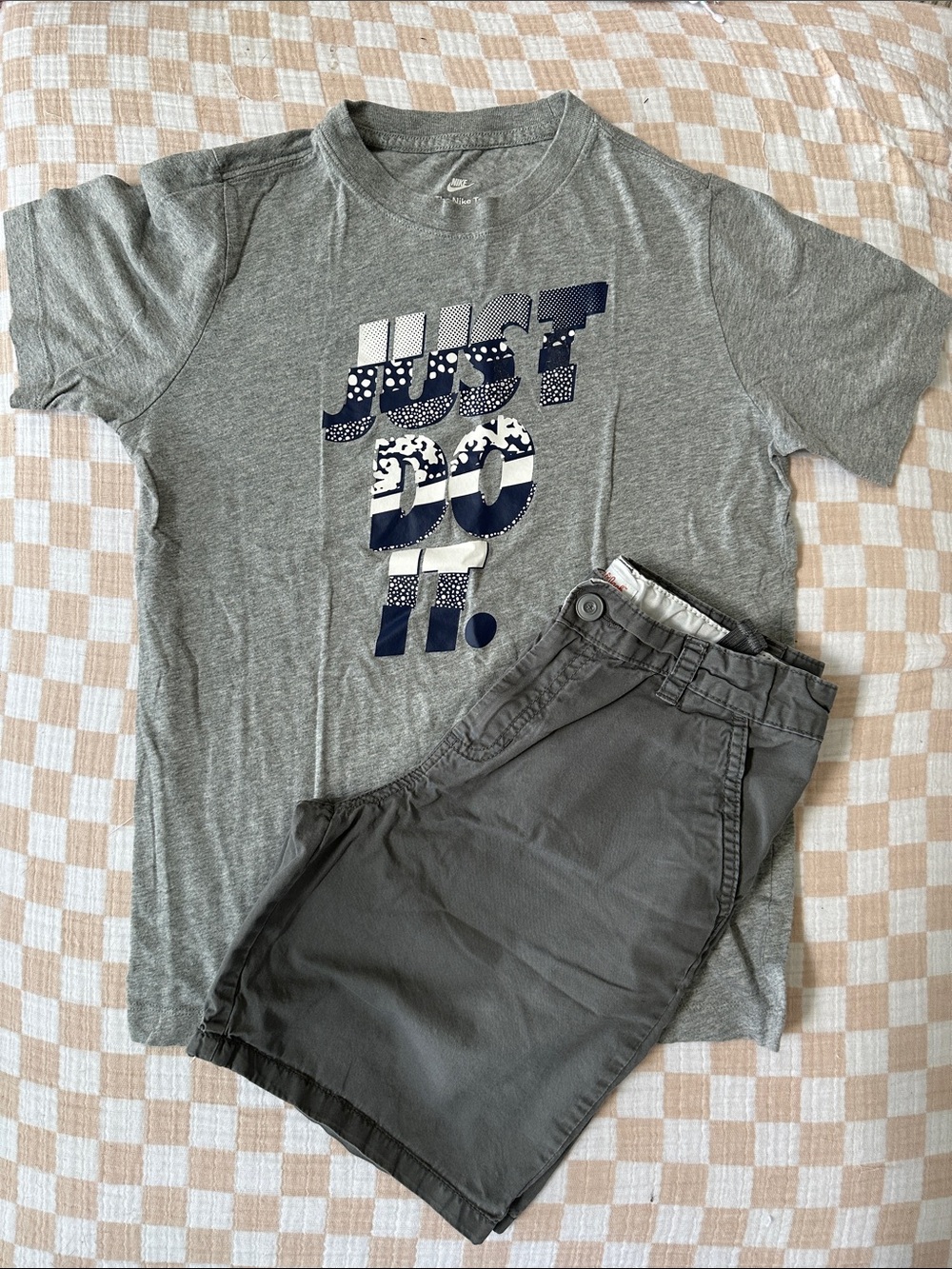 Pair of Nike Kids Gray Graphic Short Sleeve Tee & Gray Cat & Jack Shorts